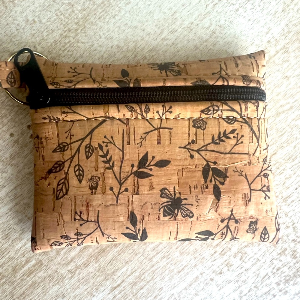 NWOT Cork Zip Pouch Key Chain by Natalie Therese. Cute with Bee and Flowers